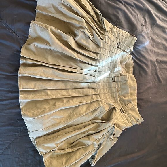 Men’s Unbranded Kilt 2XL Khaki Leather Straps Utility Kilt - Picture 3 of 9